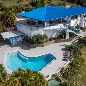 Luxury Villa, Pool, Ocean View, 3 Separate One Property, 5 Bedrooms Villa Nazareth